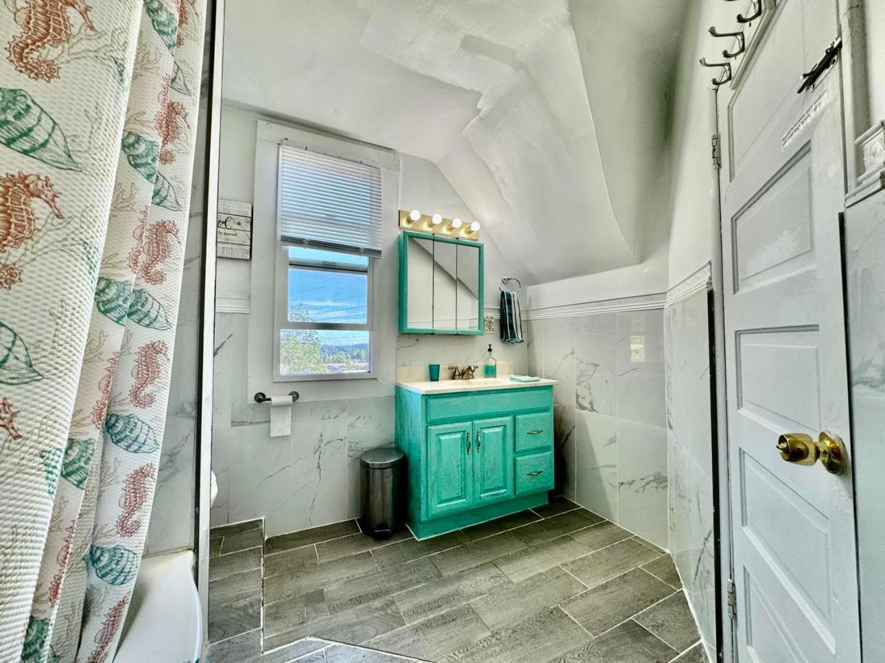 Cozy Private Room With Shared Bathroom On The 1St Floor - Conveniently Located Near Seatac Airport And Downtown Seattle Bagian luar foto